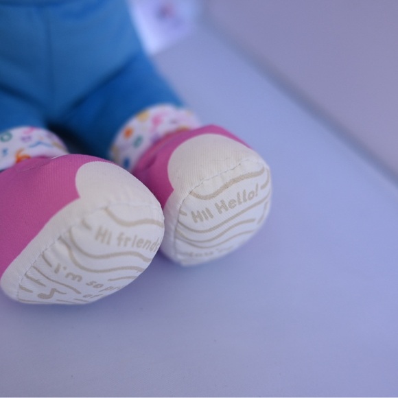 Ms Rachel - Official Interactive Talking Singing Plush Doll Baby Toy - NWOT - Picture 7 of 13